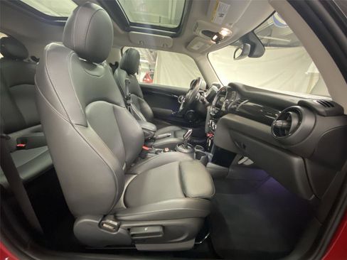 Used 2020 MINI Cooper S w/ Premium Package FWD image 29