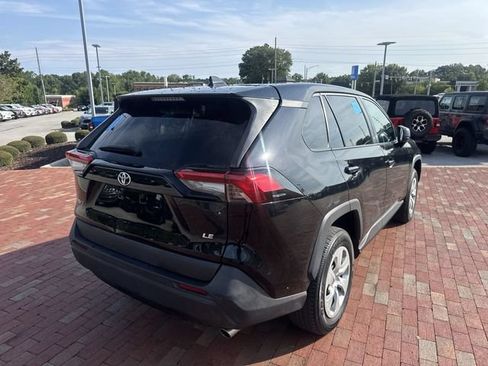 Used 2023 Toyota RAV4 LE FWD image 14