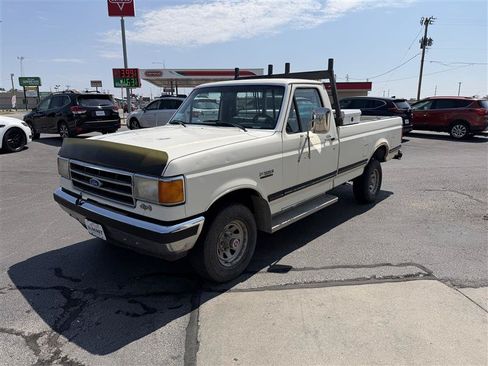 Used 1990 Ford F150 4x4 Regular Cab image 3