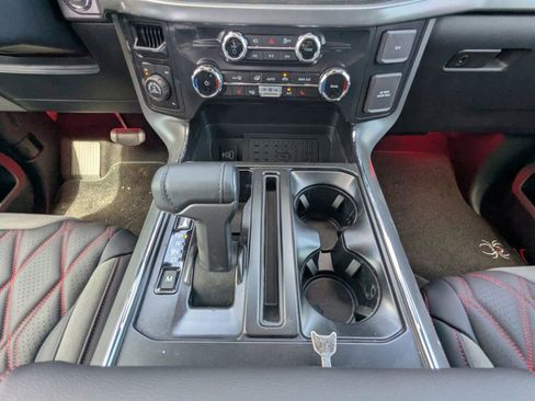 New 2026 Ford F150 Platinum w/ FX4 Off-Road Package image 19