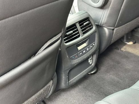 Used 2022 Honda Pilot EX-L image 17