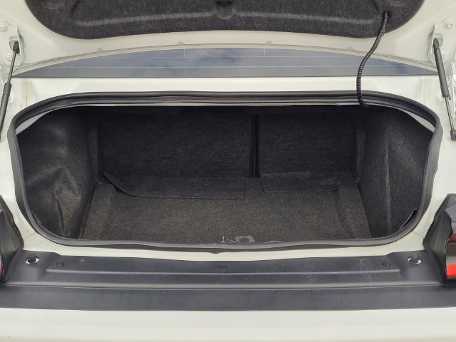 Used 2017 Dodge Challenger R/T w/ Sound Group RWD image 8