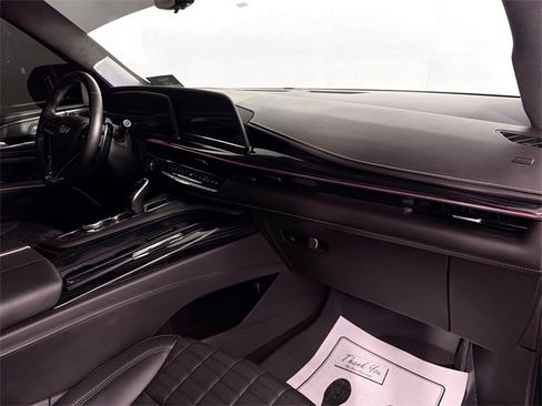 Used 2024 Cadillac Escalade ESV V image 35