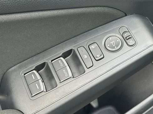 Used 2025 Honda Civic Sport image 14