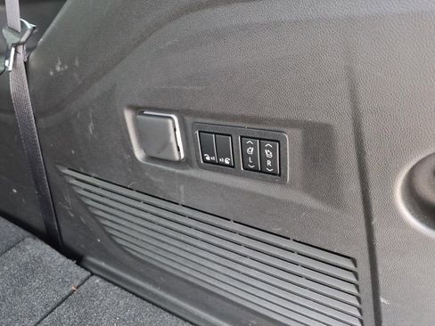 Used 2021 Chevrolet Tahoe RST w/ Luxury Package image 12