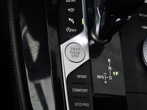 Used 2025 BMW X4 xDrive30i AWD/4WD image 15