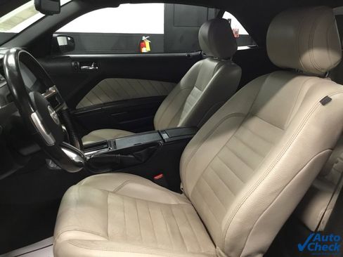 Used 2012 Ford Mustang Premium image 33