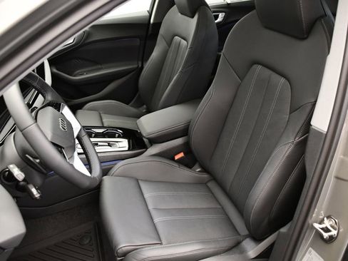 Used 2025 Audi A5 2.0T Premium Plus w/ Premium Plus AWD/4WD image 38