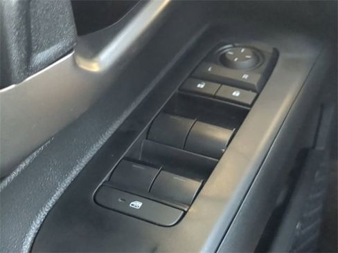 Certified 2026 Toyota Tacoma TRD Off-Road image 22