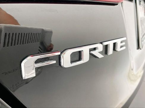 Used 2020 Kia Forte GT image 32