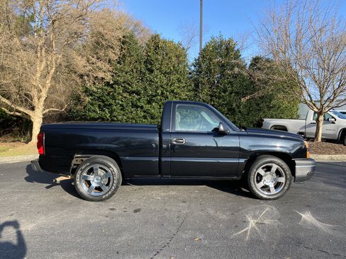 Used 2006 Chevrolet Silverado 1500 LS w/ Light Duty Power Package image 10