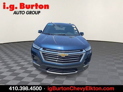 Used 2023 Chevrolet Traverse LT w/ LPO, Floor Liner Package AWD/4WD image 2