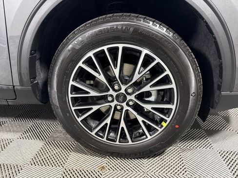 New 2026 Ford Escape SE w/ PHEV Premium Package image 11