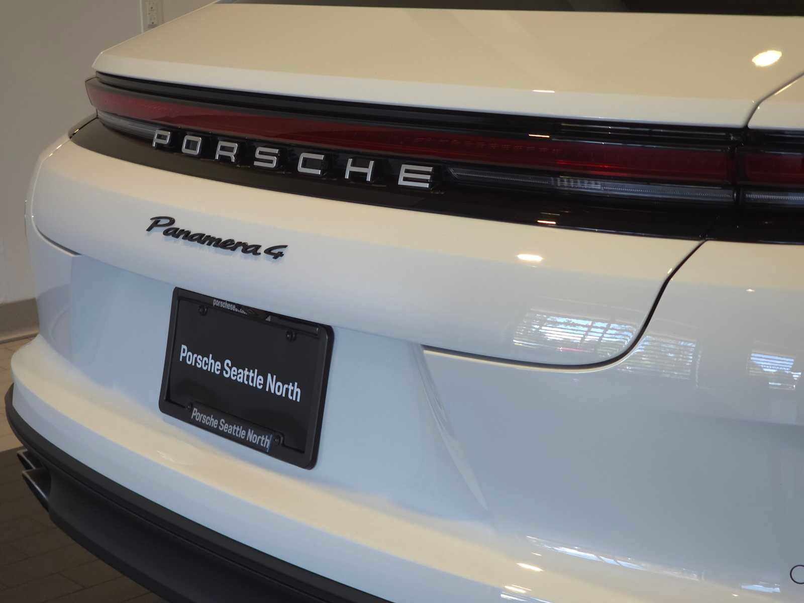 Used 2025 Porsche Panamera 4 AWD/4WD image 14
