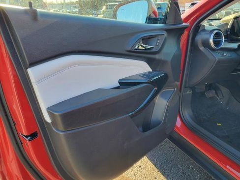 New 2026 Chevrolet Trax LT image 9