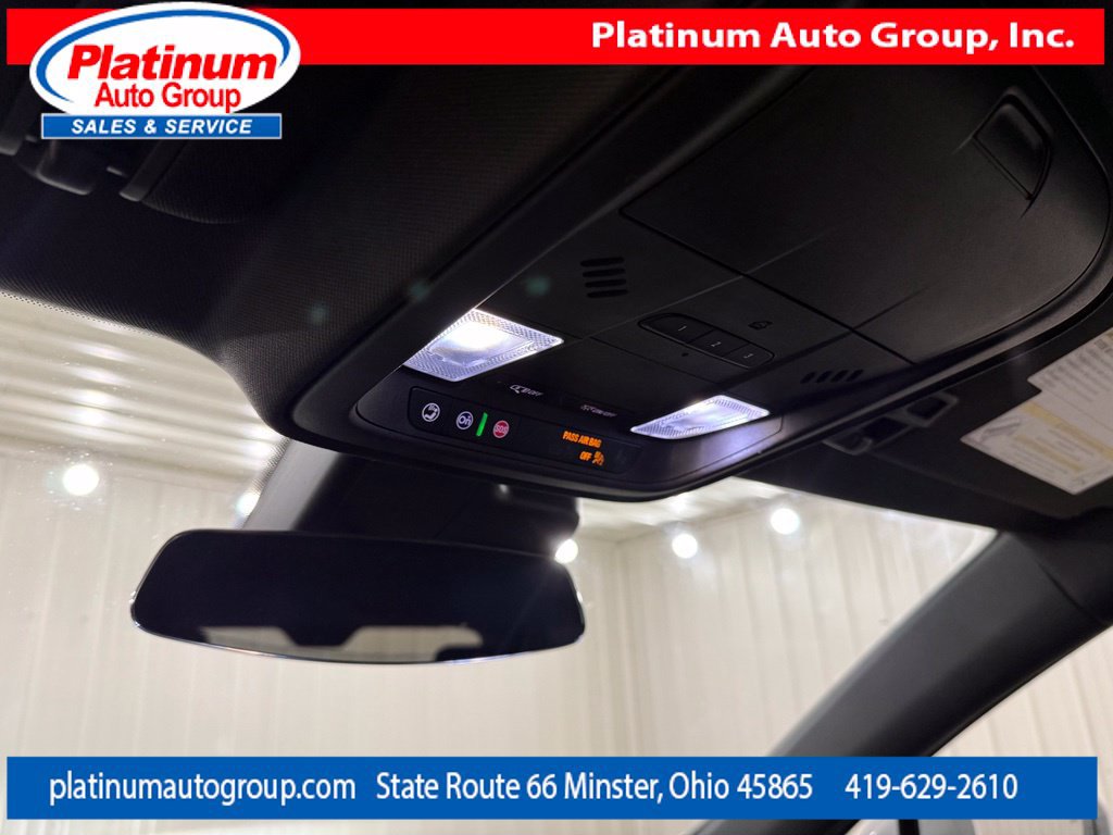 Used 2020 Cadillac XT4 Premium Luxury AWD/4WD image 24