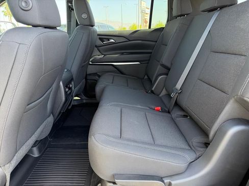 New 2026 Chevrolet Traverse LT w/ LPO, Floor Liner Package image 6