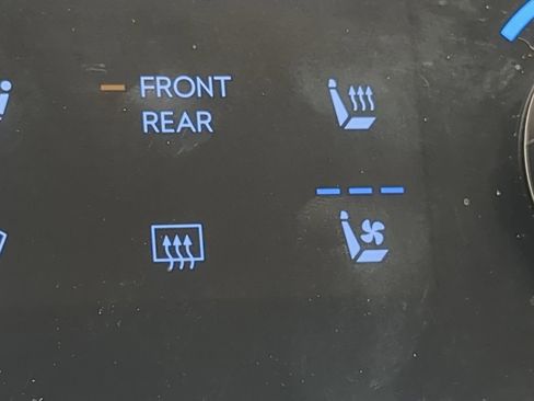 Used 2024 Hyundai Santa Fe Calligraphy image 19