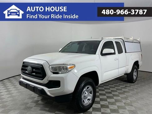 Used 2022 Toyota Tacoma SR RWD image 1