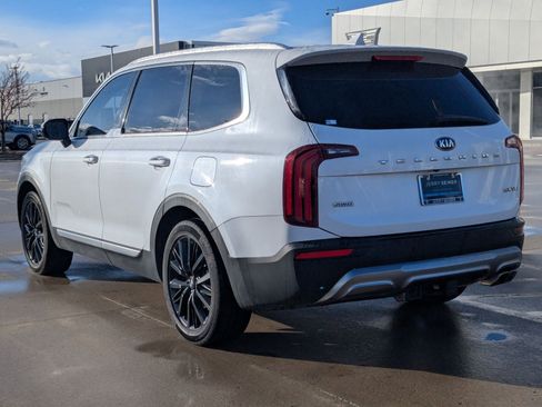 Used 2020 Kia Telluride SX w/ SX Prestige Package image 3