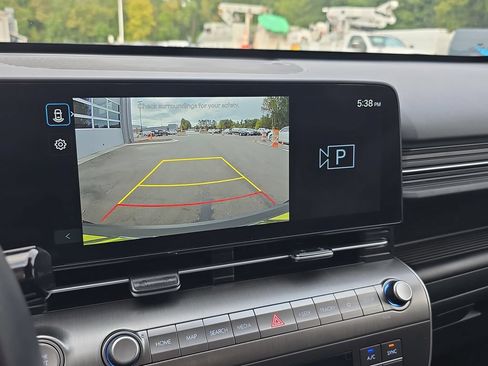 Used 2025 Hyundai Kona SEL AWD/4WD image 21