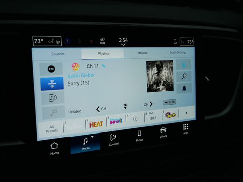 New 2026 Chrysler Pacifica Select image 14