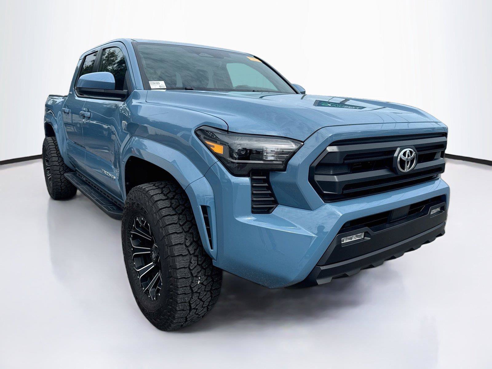 Used 2026 Toyota Tacoma SR5 AWD/4WD image 7