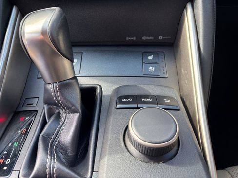 Used 2019 Lexus IS 300 w/ Premium Package RWD image 33