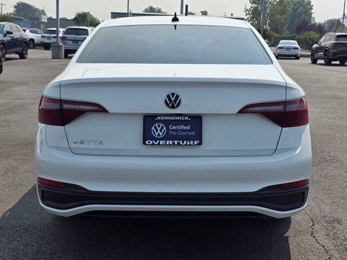 Certified 2023 Volkswagen Jetta Sport FWD image 5