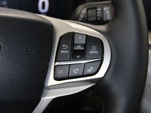 New 2026 Ford Explorer Active w/ Active Comfort Package RWD image 38