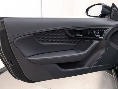 Used 2024 Jaguar F-TYPE R AWD/4WD image 36