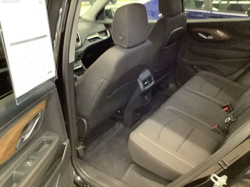Used 2020 GMC Terrain SLE w/ Driver Convenience Package AWD/4WD image 12