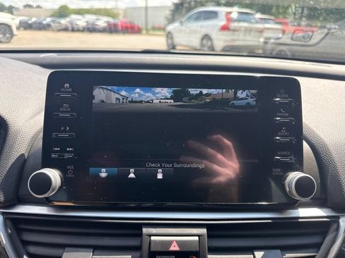 Used 2022 Honda Accord Sport image 19
