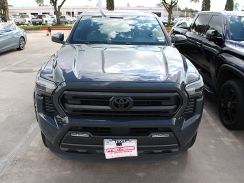 Used 2024 Toyota Tacoma SR5 RWD image 3