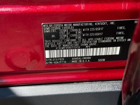Used 2024 Toyota RAV4 LE AWD/4WD image 31