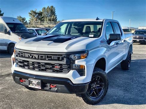 New 2026 Chevrolet Silverado 1500 Custom Trail Boss image 2