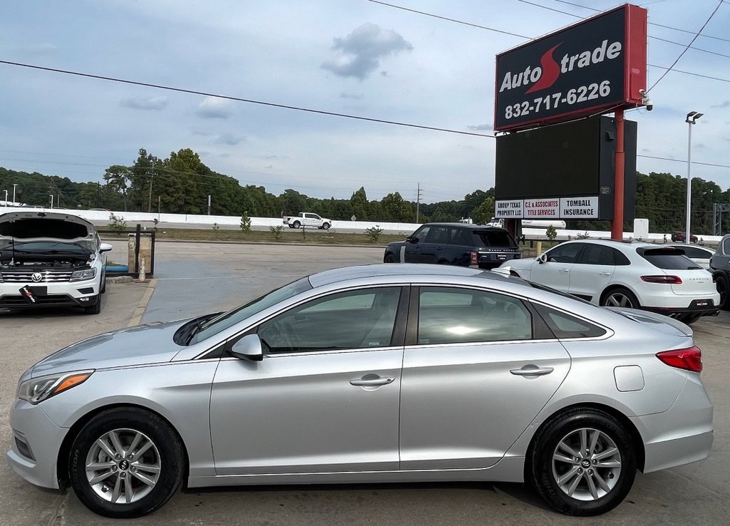 Used 2015 Hyundai Sonata SE FWD image 5