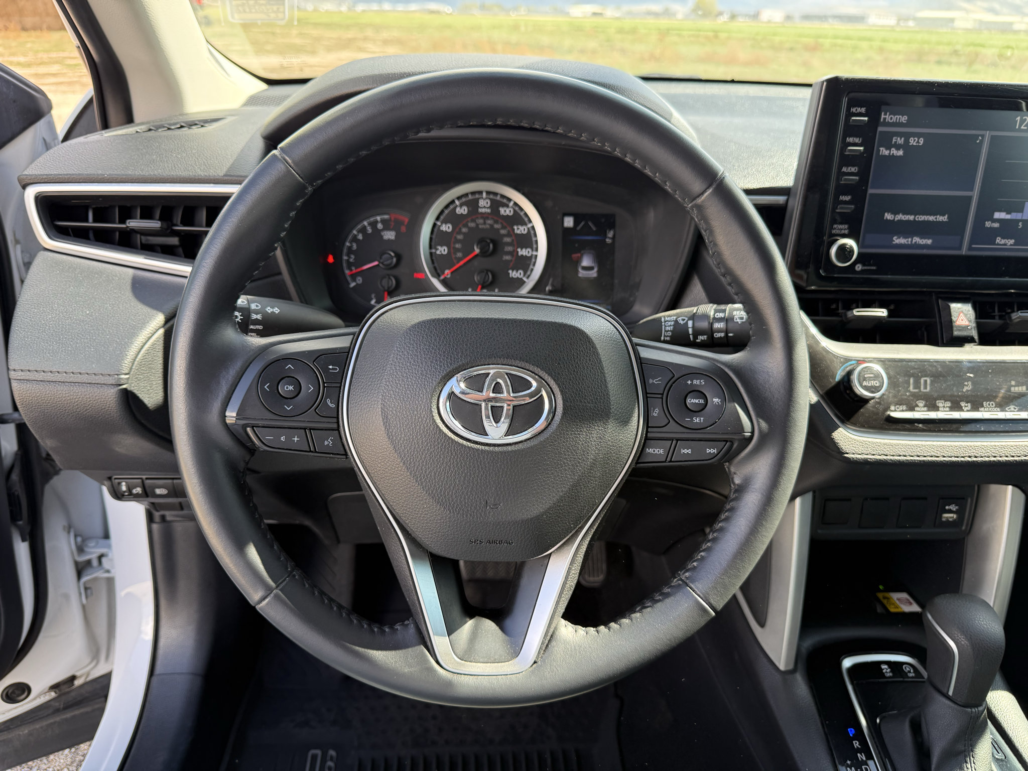Used 2022 Toyota Corolla Cross LE w/ Black Badges Package (TMS) FWD image 18