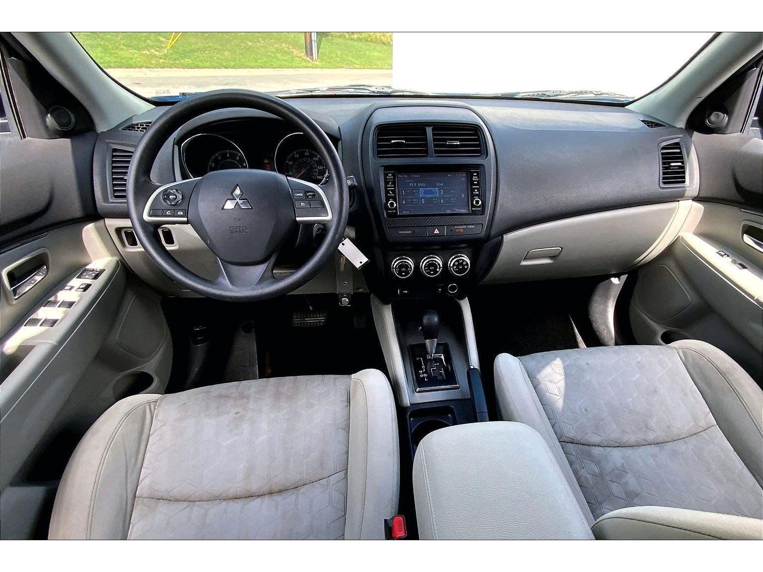 Used 2021 Mitsubishi Outlander Sport ES FWD image 12