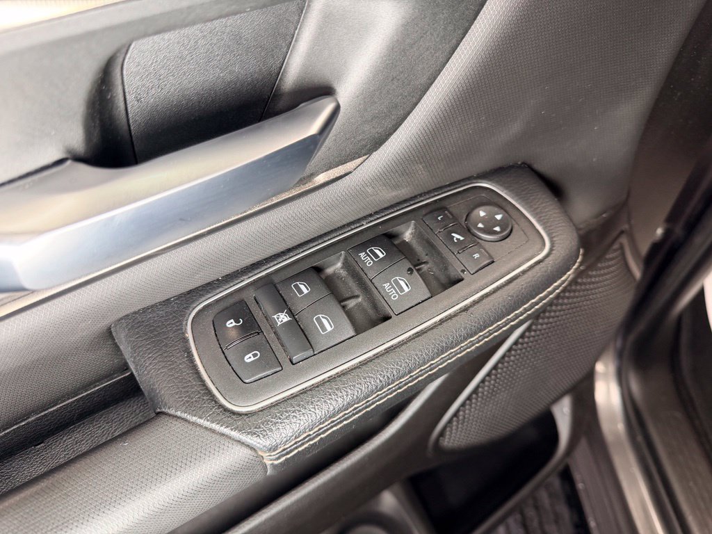 Used 2022 RAM 1500 Sport w/ Rebel Level 2 Equipment Group AWD/4WD image 17