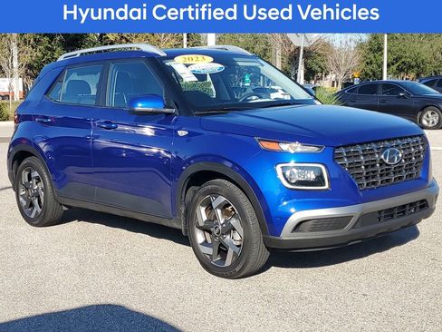 Certified 2023 Hyundai Venue Limited image 3