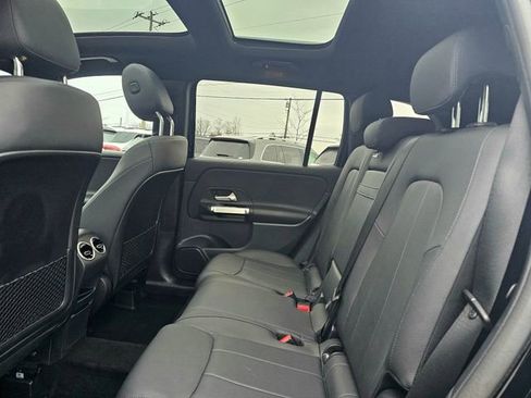 Certified 2023 Mercedes-Benz GLB 250 4MATIC image 23