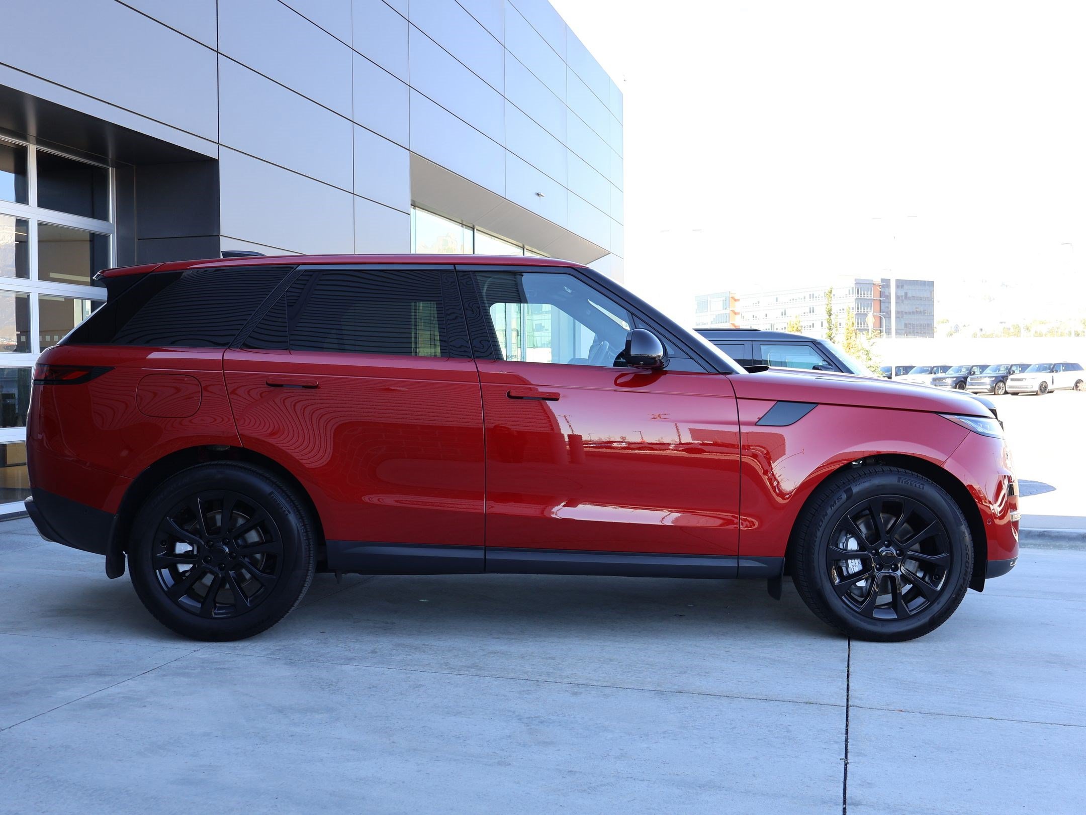 Certified 2025 Land Rover Range Rover Sport AWD/4WD image 5