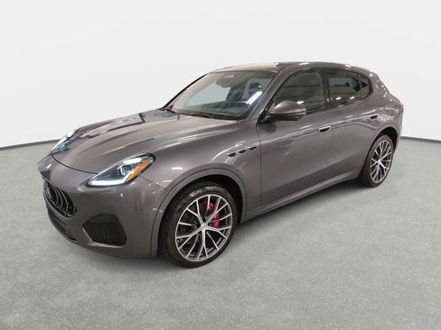 Used 2023 Maserati Grecale GT image 1