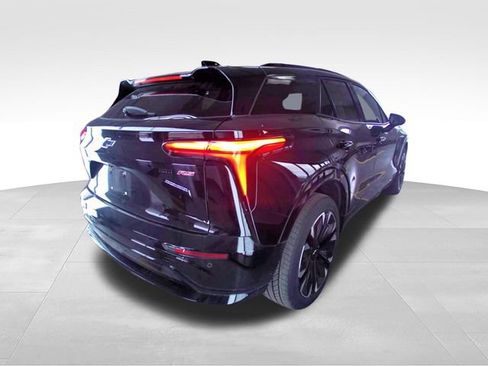 Used 2024 Chevrolet Blazer EV RS AWD/4WD image 2