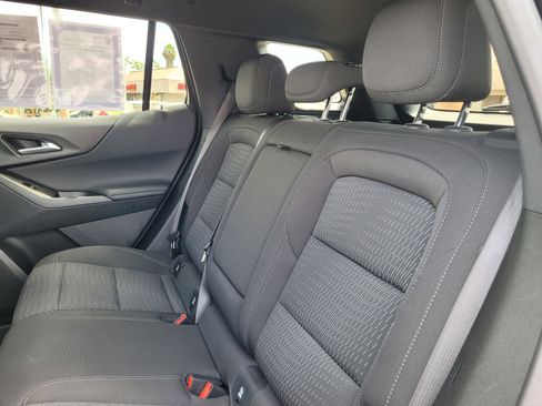 Used 2025 Chevrolet Equinox LT image 12