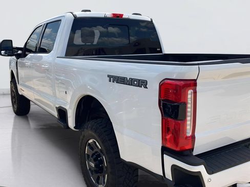 Used 2024 Ford F250 Lariat w/ Lariat Ultimate Package AWD/4WD image 6
