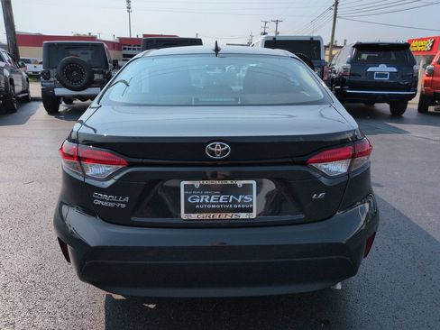Certified 2025 Toyota Corolla LE FWD image 4