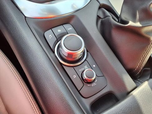 Used 2021 MAZDA MX-5 Miata RF Grand Touring image 18