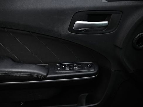 Used 2019 Dodge Charger GT image 14